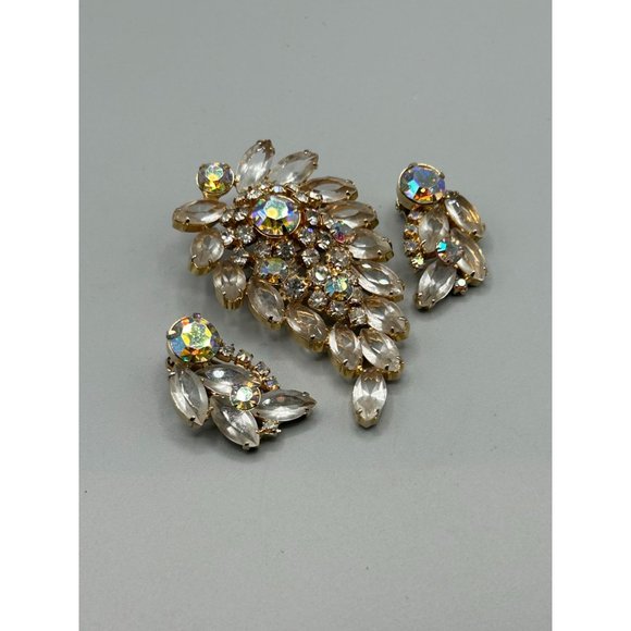 Vintage Rhinestones Brooch & Clip On Earrings Set Clear Stones AB Stones Finish - Picture 3 of 10